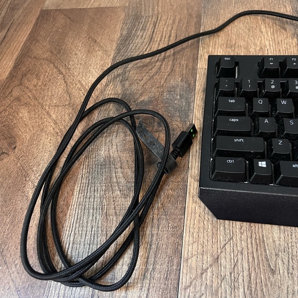 Razer 100% Mechanical Keyboard - Picture 4 of 5